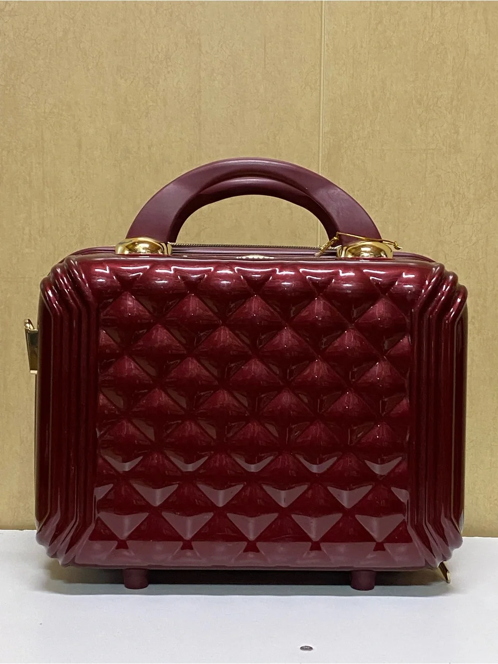 Triforce burgundy Hardside Beauty Case